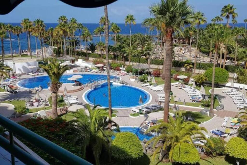 Tropical Apartment - La Caleta Адехе Екстериор снимка